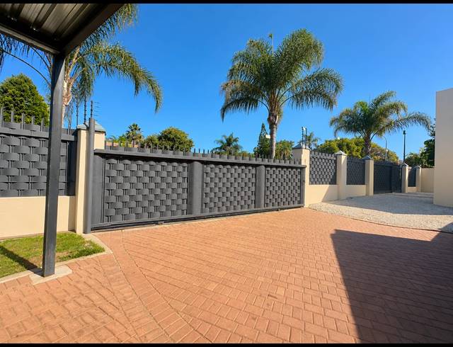 4 BEDROOM HOUSE FOR SALE IN BENDOR